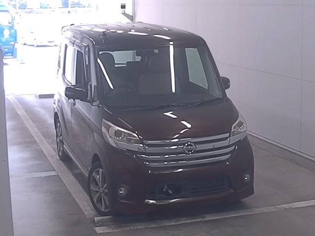 3001 NISSAN DAYZ ROOX B21A 2014 г. (NAA Fukuoka)